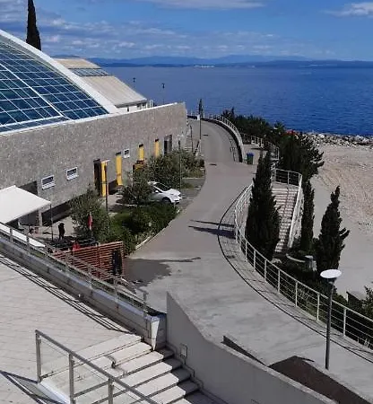 Kvarik Apartamento *